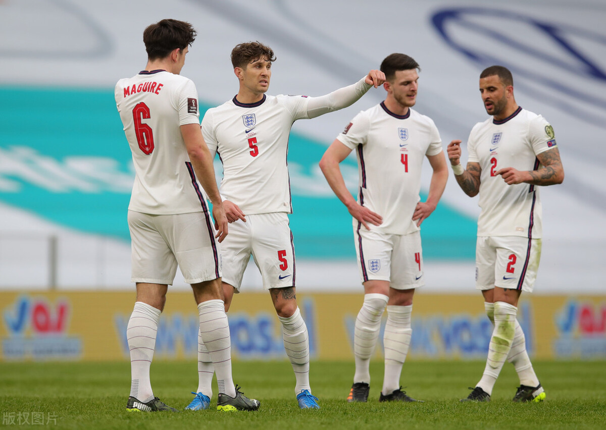 英雄联盟赔率-包含葡超赛程吃紧，广东宏远今晚豪取连胜，悬念犹存，团队化学反应显著的词条